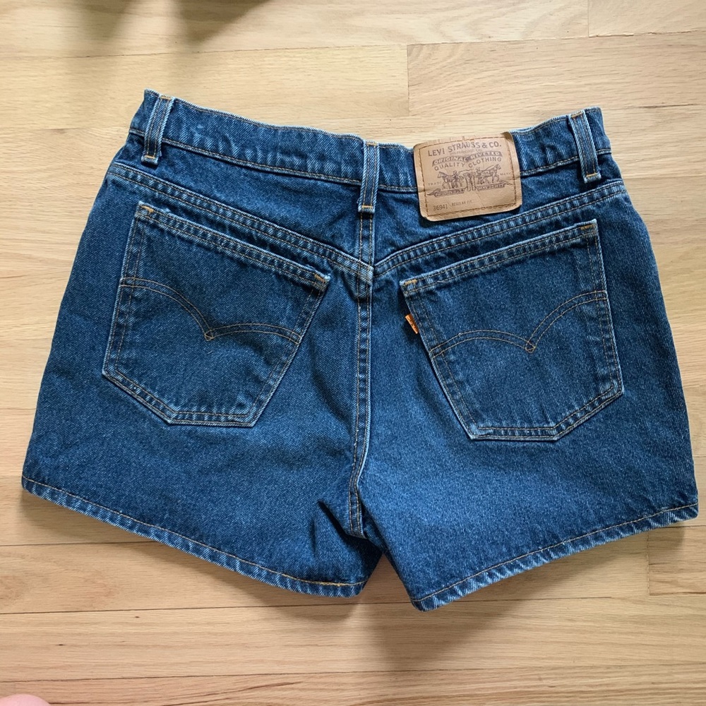 VINTAGE LEVI’S 941 Orange tab Denim Shorts